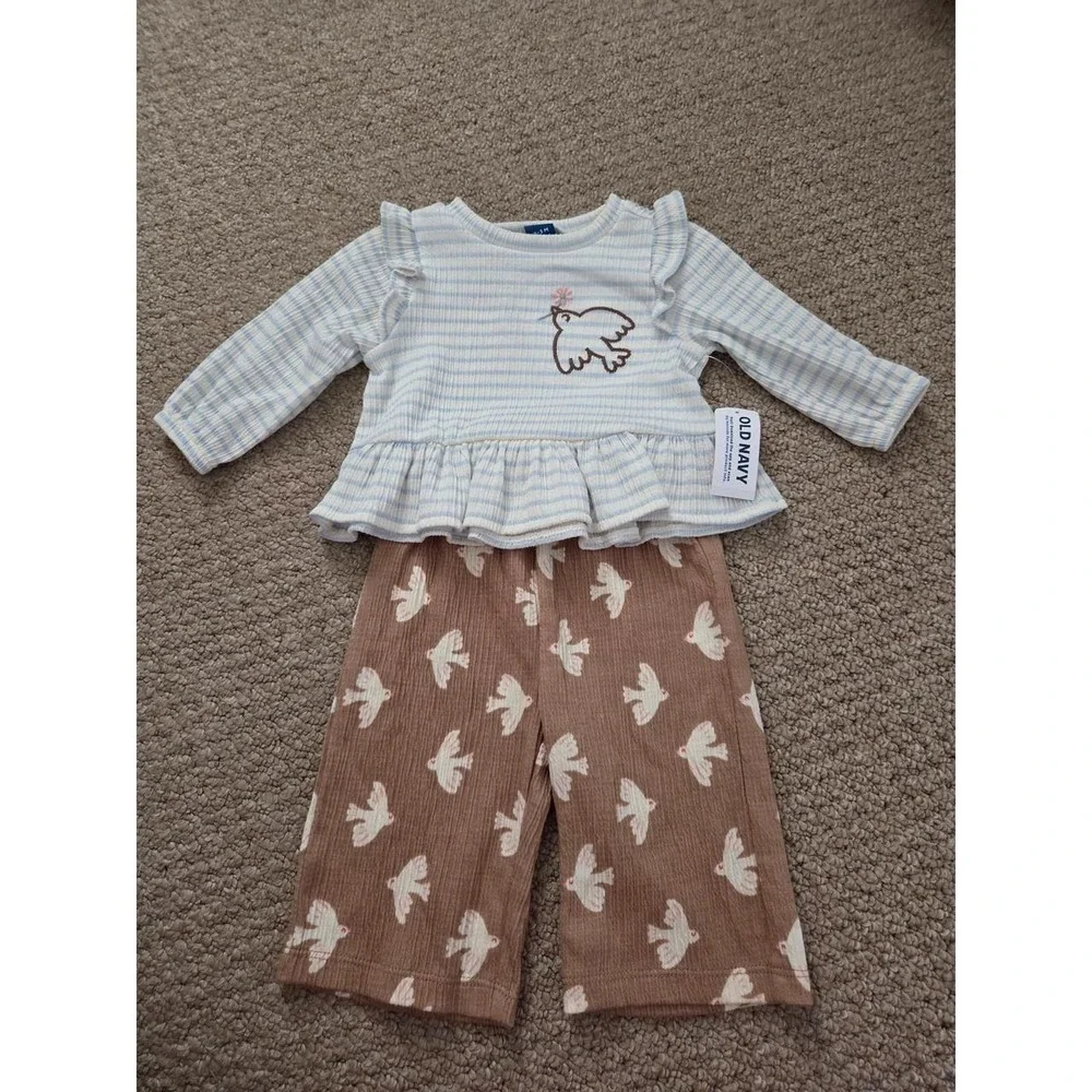 Old navy baby girl set 0-3 mos